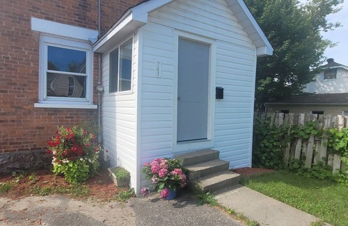 North Bay House | Quiet Home Stay of North Bay