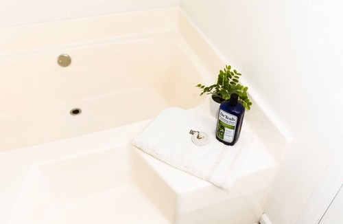 Fishertown House | Quiet Nature Getaway; minutes to Whispering Hollow