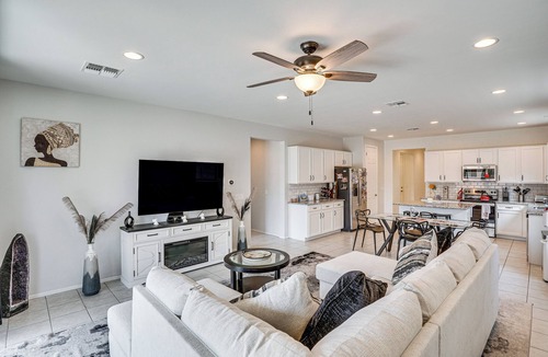 Tucson House | Quiet Tucson Vacation Home: 12 Mi to Downtown!