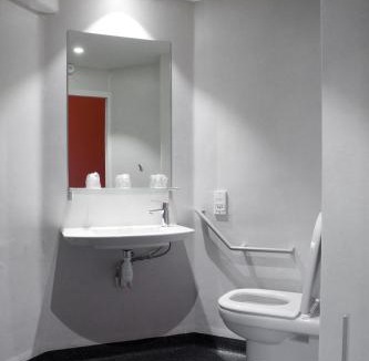 Python Duvernois Hostel | Résidence Internationale De Paris