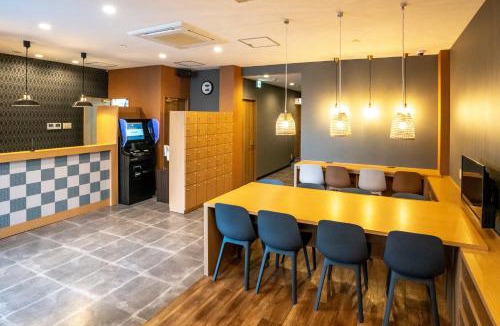 Tochigi Hostel | R9 Hostel Tochigi Ekimae - Male Only