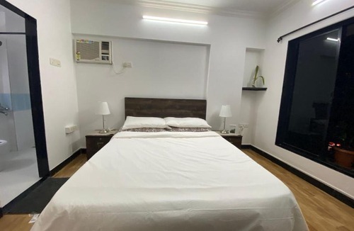 Pali Hill Apartment | Rama 2 - 401, Carter Road, Bandra West by Connekt Homes