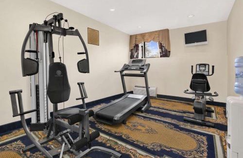 East Orange Hotel | Ramada by Wyndham East Orange