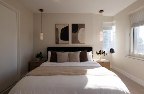 Central New York City Apartment | RARE Luxurious Apartment 1 Block From Time Square