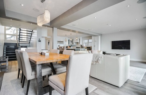 Long Branch House | Rare Waterfront 4-bedroom on the Lake