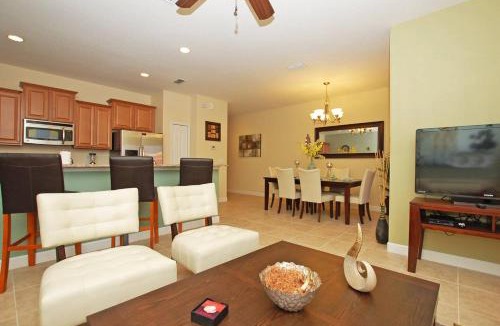 West Kissimmee House | Rare Waterfront W- Pvt Splashpool - 3031Pp