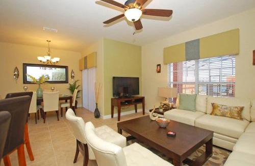 West Kissimmee House | Rare Waterfront W- Pvt Splashpool - 3031Pp