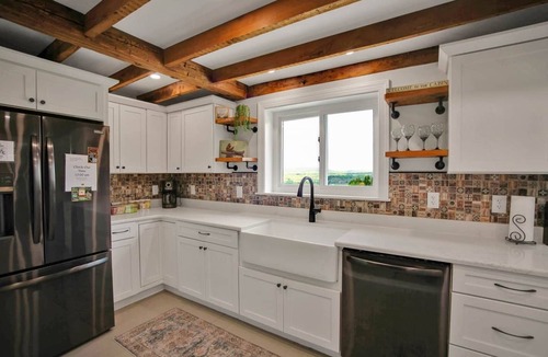 Arnot House | Raven Feather Retreat : Pet Friendly!