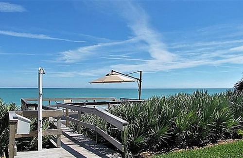 Johns Island Condo | Reasonable rates. Luxury Oceanfront apt - Special Early Fall Rates Right Now
