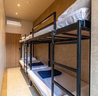 Prabhadevi Hotel | Reay Road Residency Hotel