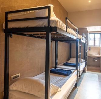 Prabhadevi Hotel | Reay Road Residency Hotel