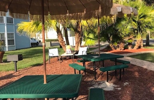 Royal Palm Bay Condo | Recently Remodeled, Very Comfy Condo Near Disney, Universal and Sea World.