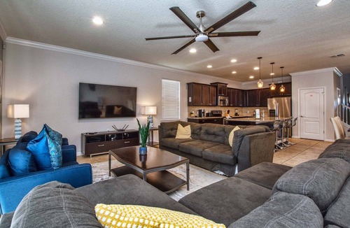 Bay Lake House | Recently Renovated w/all the amenities! Hot tub, Game Room, Grill, Wifi!