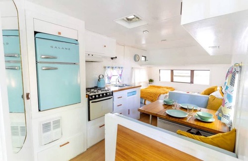 Miller Lake RV Rental | Recreational vehicle (RV) ∙ 1 bedroom ∙ 2 guests