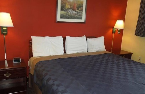 East Texas Hotel | Red Carpet Inn Allentown Hausman Road