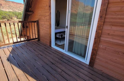 Kanab Cabin | Red Rock views Kanab Family getaway Secluded