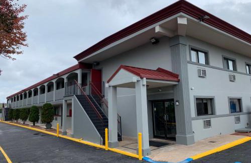 Copiague Hotel | Red Roof Inn Copiague