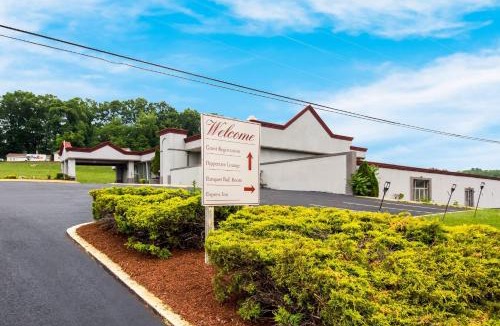 New Stanton Hotel | Red Roof Inn New Stanton