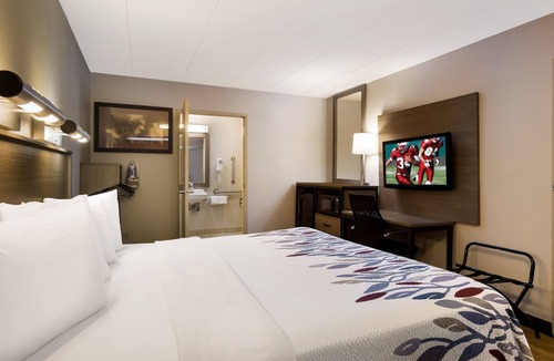 Wilkes-Barre Hotel | Red Roof Inn Wilkes-Barre Arena