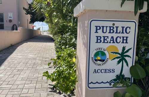 Redington Shores House | Redington Shores Sunny Beach Cottage - side B- steps to the beach!