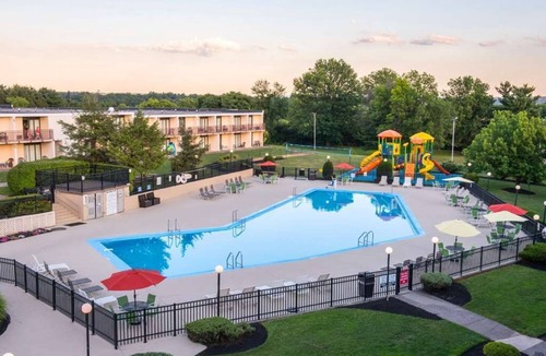 Harrisburg House | Relax in Spacious Room Near Hersheypark – Fun Family Retreat!