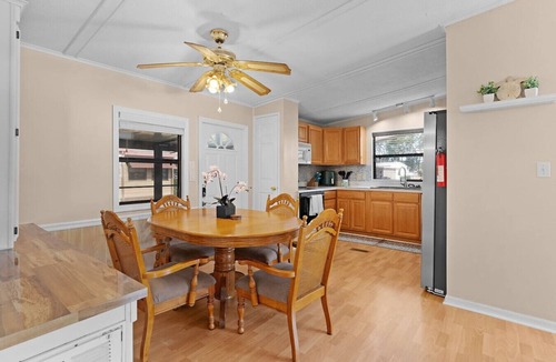 Silver Lake House | Relax in the Much Desired Villages Community