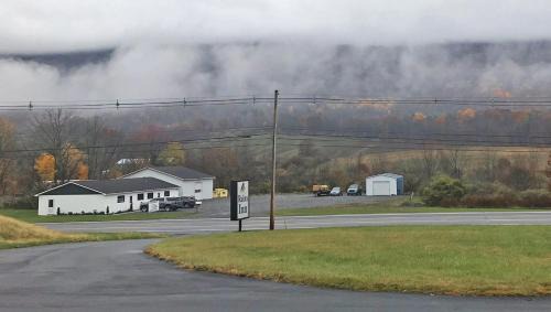Altoona Hotel | Relax Inn Altoona