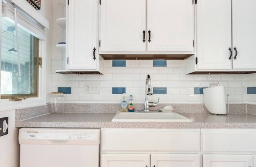 Weston Cottage | Relaxing apartment w/kitchen in weston woods