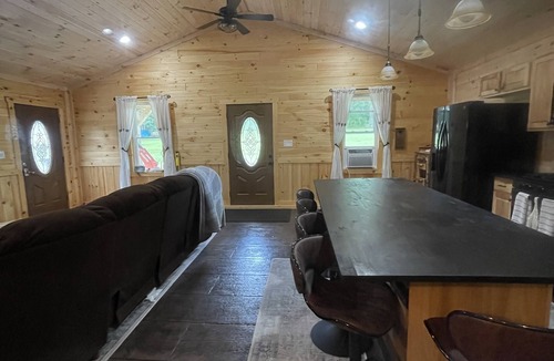 Philipsburg Cottage | Relaxing Cottage near Black Moshannon and Penn State