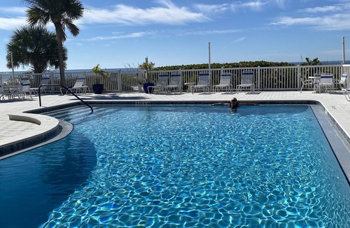 Redington Shores Condo | Relaxing Getaway on the Gulf!