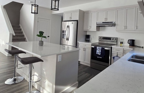 Port Stanley House | Relaxing Home Kokomo Beach Area, Sleeps 12, Pet-Friendly, Near Beach & Downtown