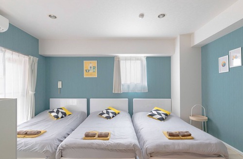 Nakano Apartment | Relaxing new furniture room / Room 401/6 people / 5 minutes from the nearest station / 10 minutes from Shinjuku / Near convenience store / High-speed Wi-Fi