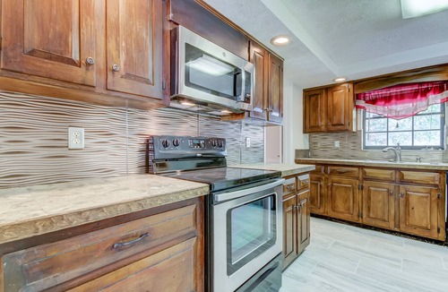 Carrollwood House | Relocating? (5/3) w/pool