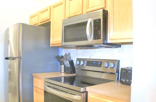 Solana Villa | *Renovated* Private Pool Resort Home near Disney