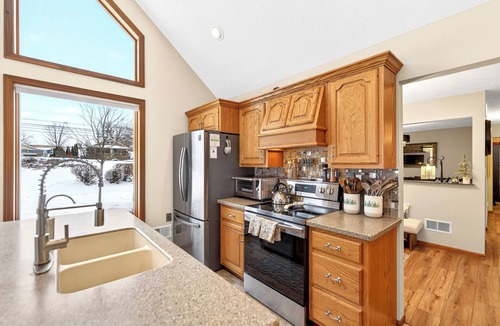Somerset House | Renovated Retreat w/Epic Garage Game Room Near Ski Resorts