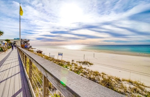 Baytowne Wharf Apartment | Renovated studio with pool, hot tub, full sized fridge, and 2 burner stovetop