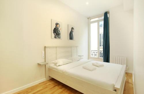 Strasbourg -Saint-Denis Apartment | Rent a Room - Studio Bonne Nouvelle