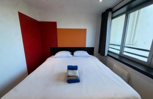 Issy-les-Moulineaux Apartment | Residence Issy
