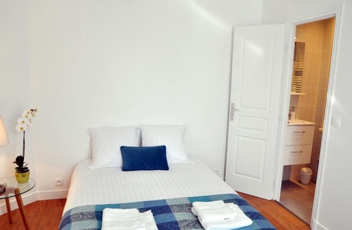 Centre Apartment | RESIDENCE ROCHEGUDE-Studio n°2-PROCHE LA DEFENSE/PARIS