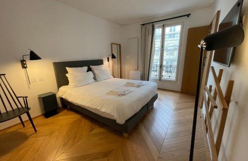 Les Iles Apartment | RESIDENCES HARCOURT - Ile Saint Louis - PARIS