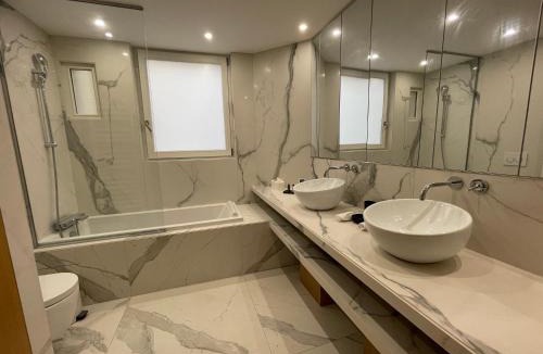 Les Iles Apartment | RESIDENCES HARCOURT - Ile Saint Louis - PARIS