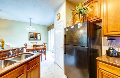 Trafalgar Village House | Resort Getaway w/Florida Room: 14 Mi to Disney!