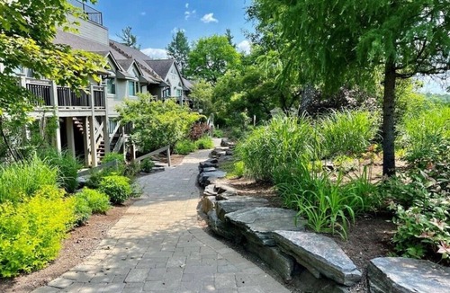 Huntsville Condo | Restful 1 Bed Lakefront Condo in Muskoka