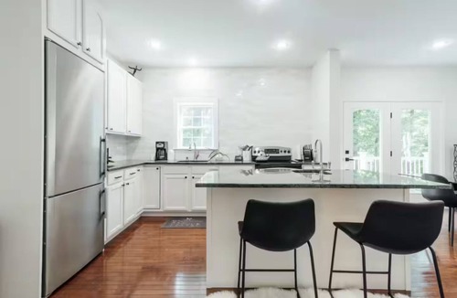 Rhinebeck House | Rhinebeck Retreat w/Lake Views near Omega