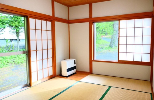 Yamanakako Cottage | Risumura Villa with Dog Autumn/Minamitsuru-gun Yamanashi
