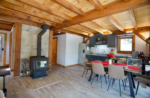 Strong Cottage | Riverfront Oasis on 55 Pvt Acres with Wifi , Sauna and Hot Tub