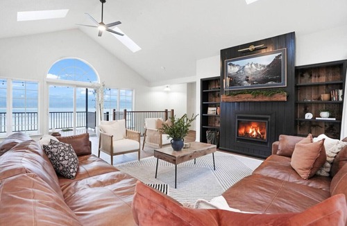 Halifax House | Riverside Retreat Sleeps 20