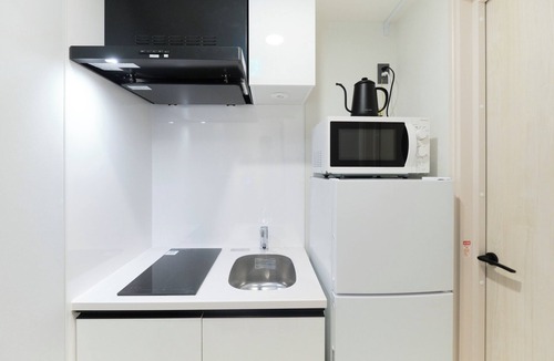 Bunkyo Apartment | RIZOTIA HAKUSAN by Tranova