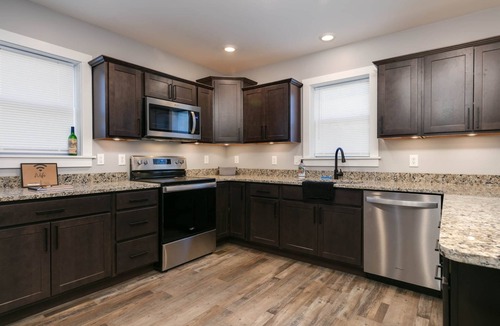 Cowanesque Apartment | Roadhaus North - Stay and Golf!