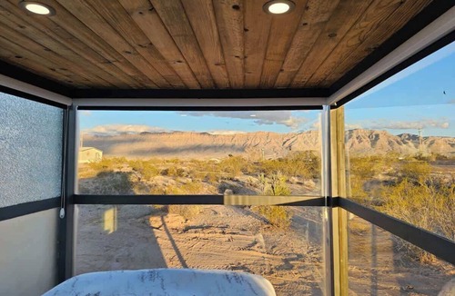 Meadview House | Rockstar Luxury Glamping 360 Views W/EVCharger